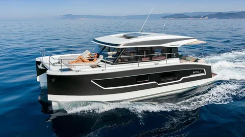 Fountaine Pajot MY4.S