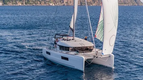Lagoon 40 - 4 + 2 cab