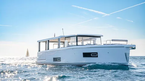 Island Cruising Boat