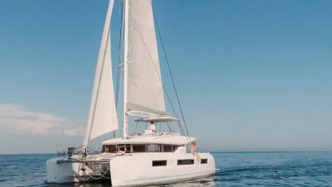 Lagoon 51