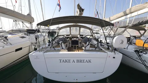 Hanse 415
