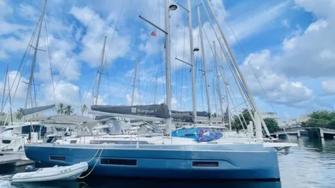 Dufour 470