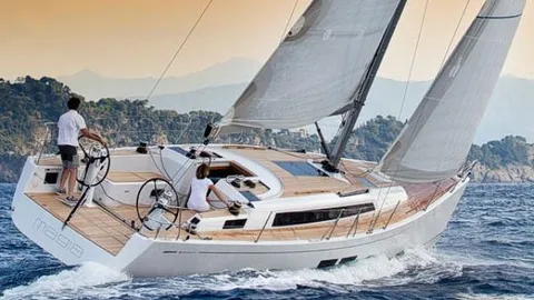 Grand Soleil 39