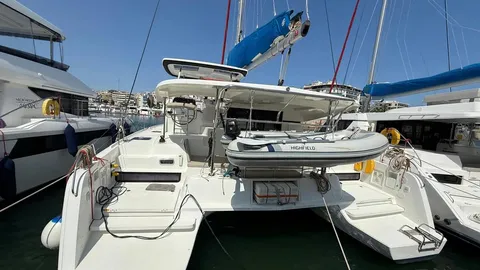 Lagoon 42