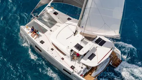 Lagoon 42