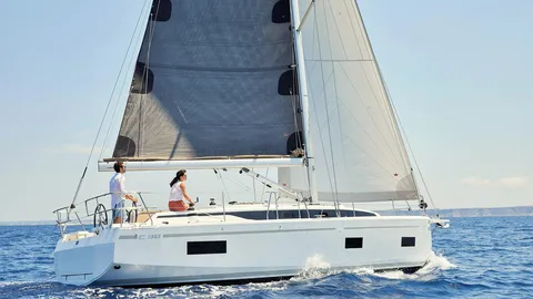 Bavaria C38