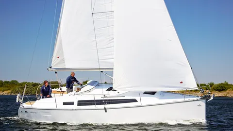 Bavaria Easy 9.7