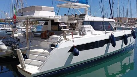 Leopard 50 - 5 + 1 cab