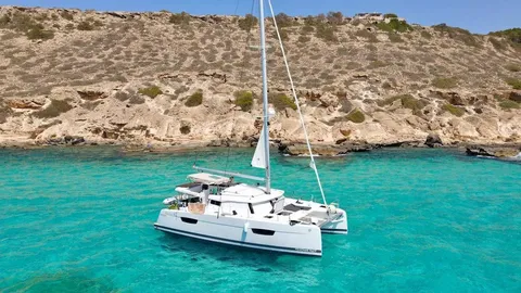 Fountaine Pajot Astrea 42 Maestro