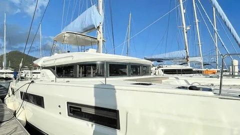 Lagoon 50