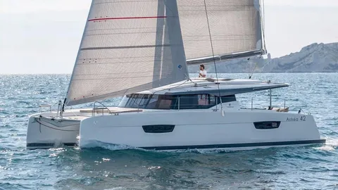 Fountaine Pajot Astrea 42