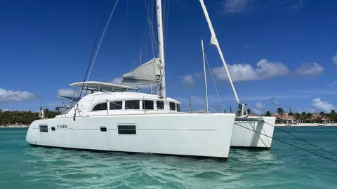 Lagoon 380