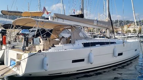 Dufour 430