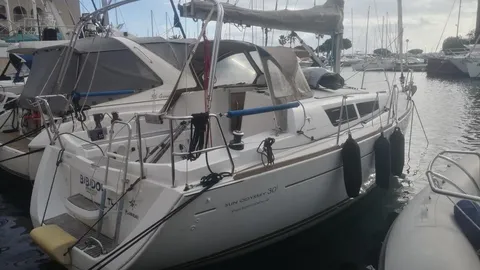 Sun Odyssey 30i