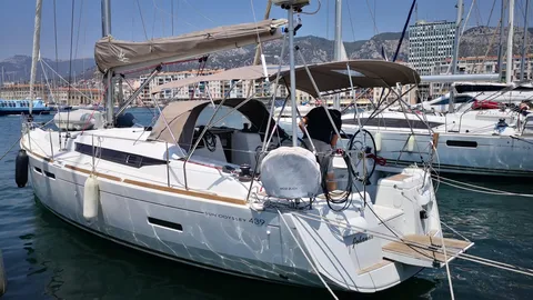 Sun Odyssey 439