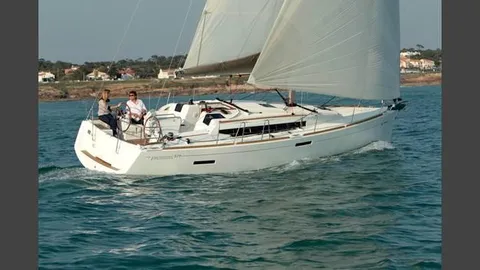 Sun Odyssey 379