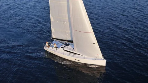 Elan E4