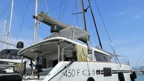 Lagoon 450 F