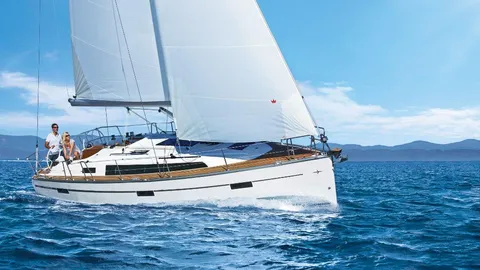 Bavaria Cruiser 37