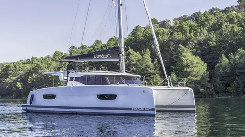 Fountaine Pajot Isla 40