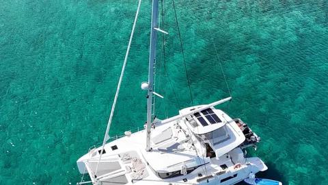 Lagoon 51
