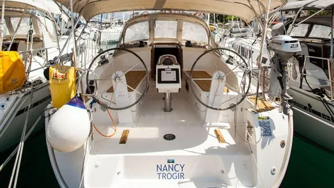 Bavaria Cruiser 37