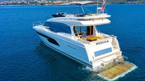 Prestige 520 Flybridge