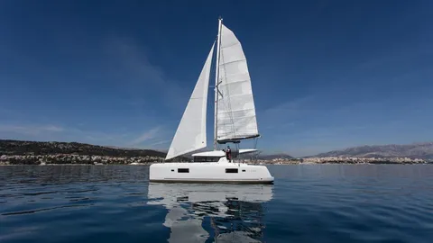 Lagoon 42