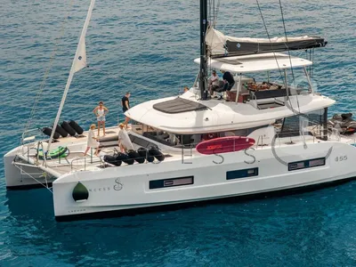 Lagoon 55