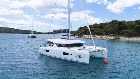 Lagoon 42