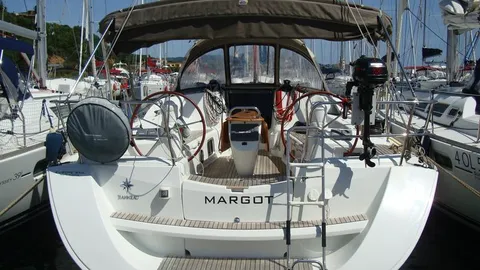 Sun Odyssey 42i Performance