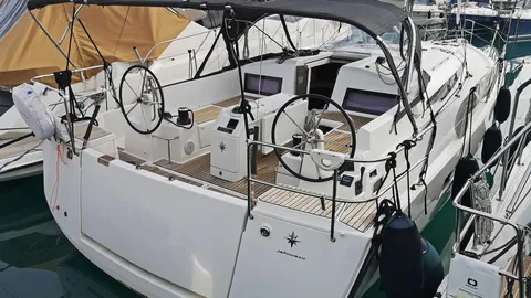 Sun Odyssey 440