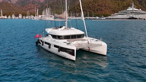 Lagoon 50