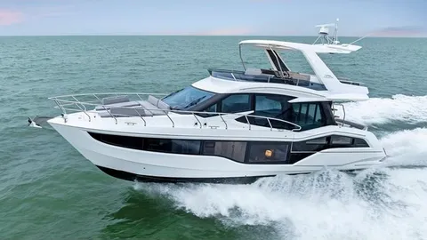 Galeon 500 Fly