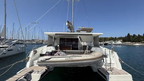 Lucia 40