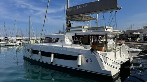 Bali 4.8 