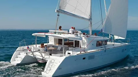 Lagoon 450 Fly