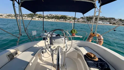 Hunter 320