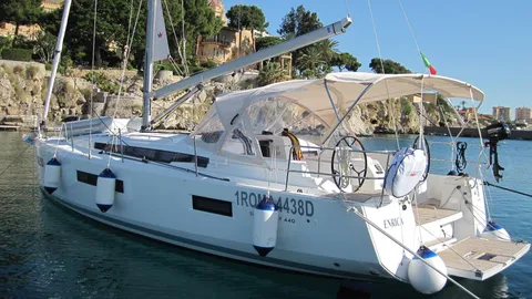 Sun Odyssey 440