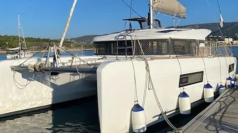 Lagoon 40