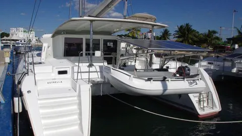 Lagoon 421