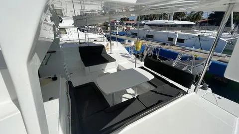Lagoon 450 Fly