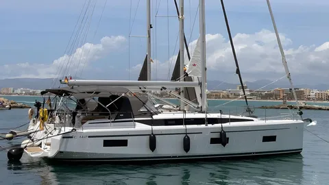 Bavaria C42
