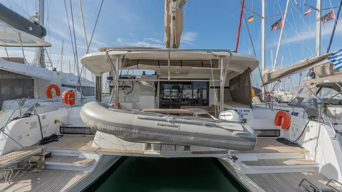 Lagoon 42