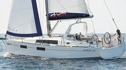 Moorings 352
