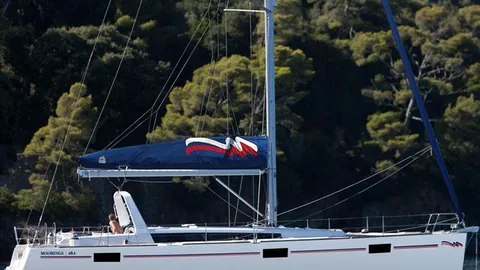 Oceanis 48