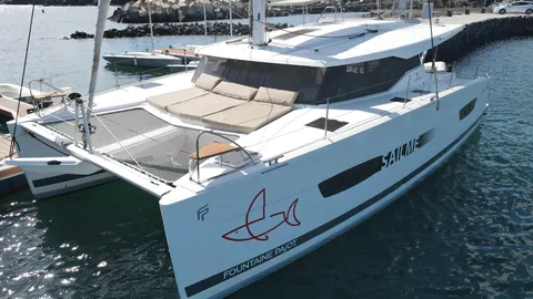 Lucia 40