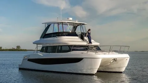 Aquila 42 Yacht