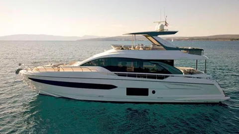 Azimut 78 Fly