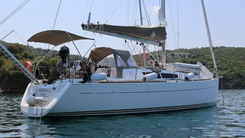 Sun Odyssey 33i